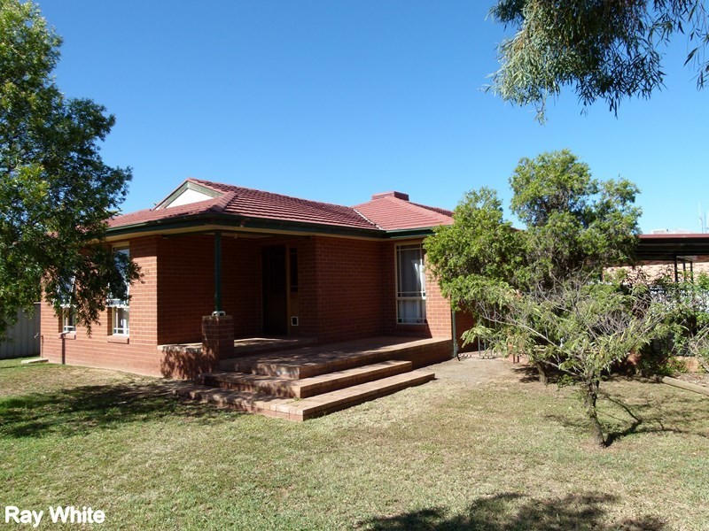 86 Wambat Street, Forbes NSW 2871