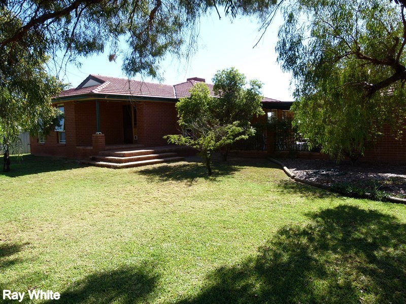 86 Wambat Street, Forbes NSW 2871