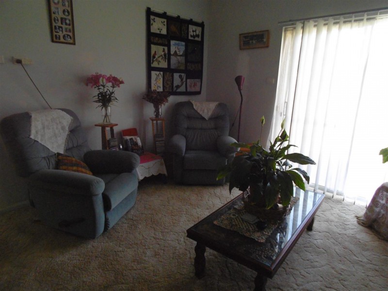 125-129 Victoria Street, Parkes NSW 2870