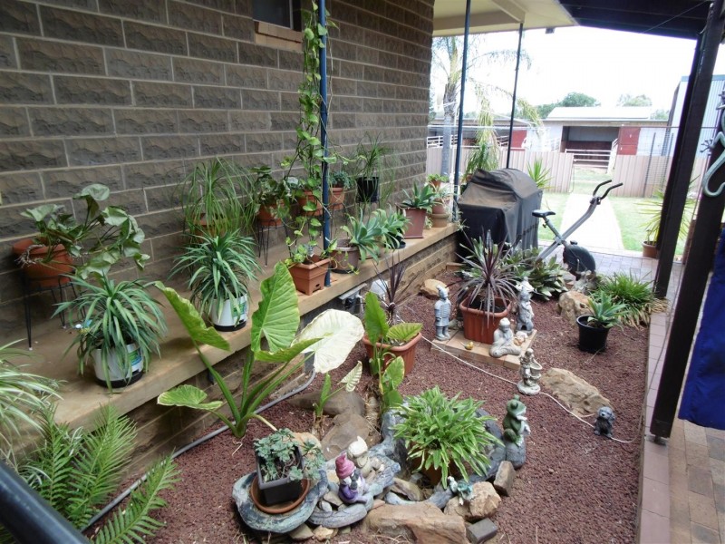 125-129 Victoria Street, Parkes NSW 2870