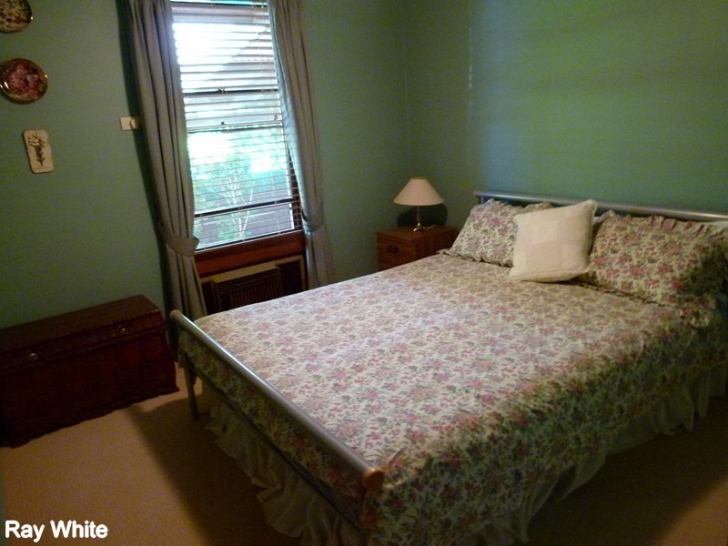 16 McDonnell Street, Forbes NSW 2871