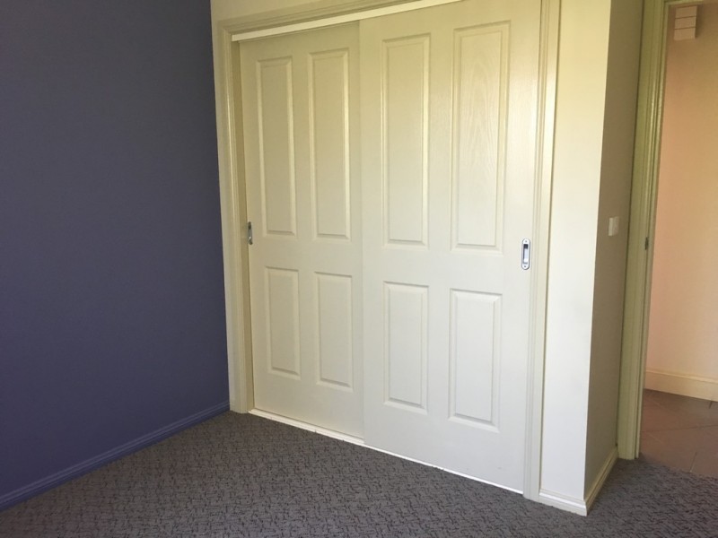 1/44 Brolgan Road, Parkes NSW 2870