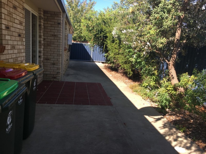 1/44 Brolgan Road, Parkes NSW 2870