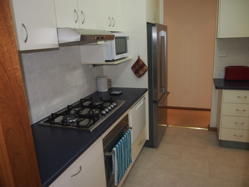 72 Brolgan Road, Parkes NSW 2870