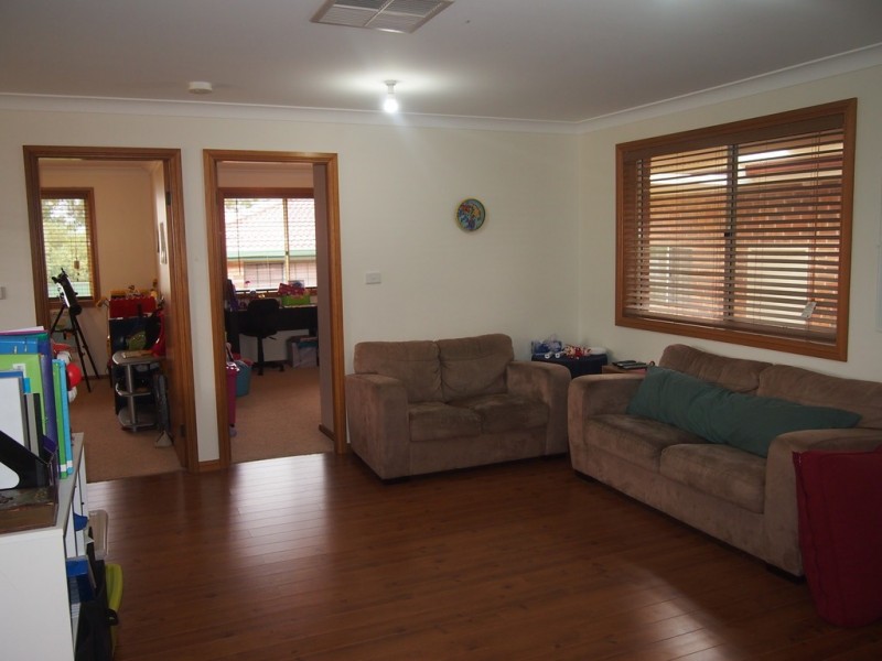 72 Brolgan Road, Parkes NSW 2870