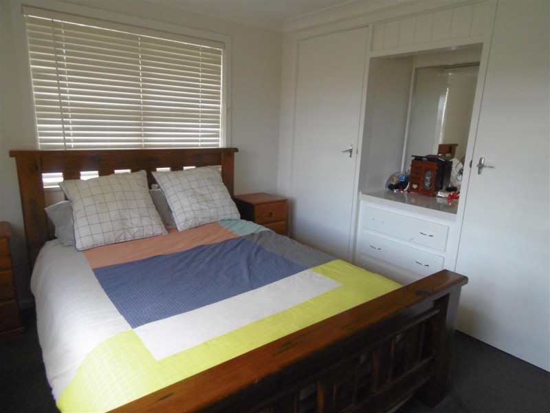 14 Barton Street, Parkes NSW 2870