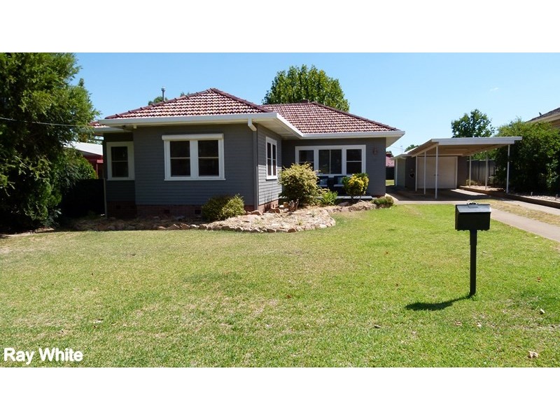 101 Flint Street, Forbes NSW 2871