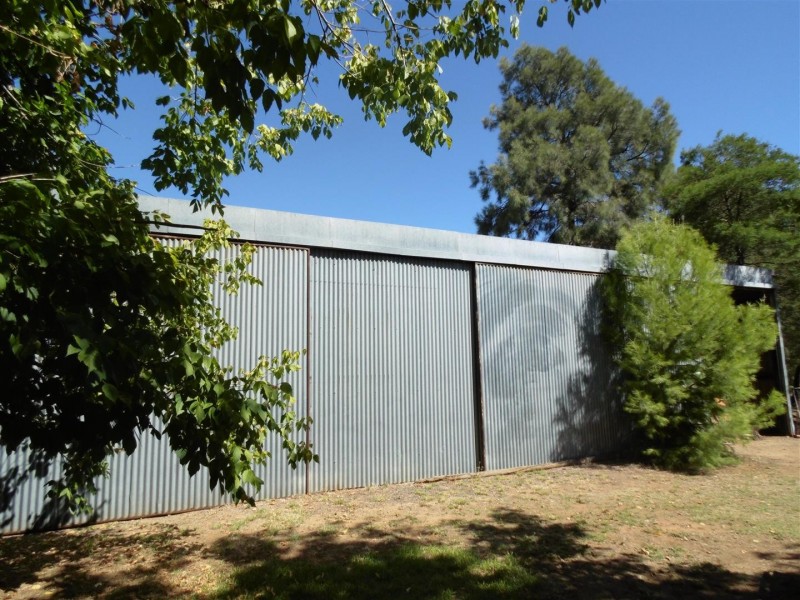 65 Kelly Road, Parkes NSW 2870