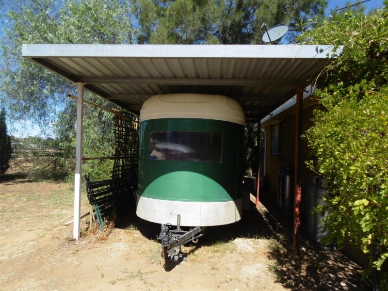 65 Kelly Road, Parkes NSW 2870