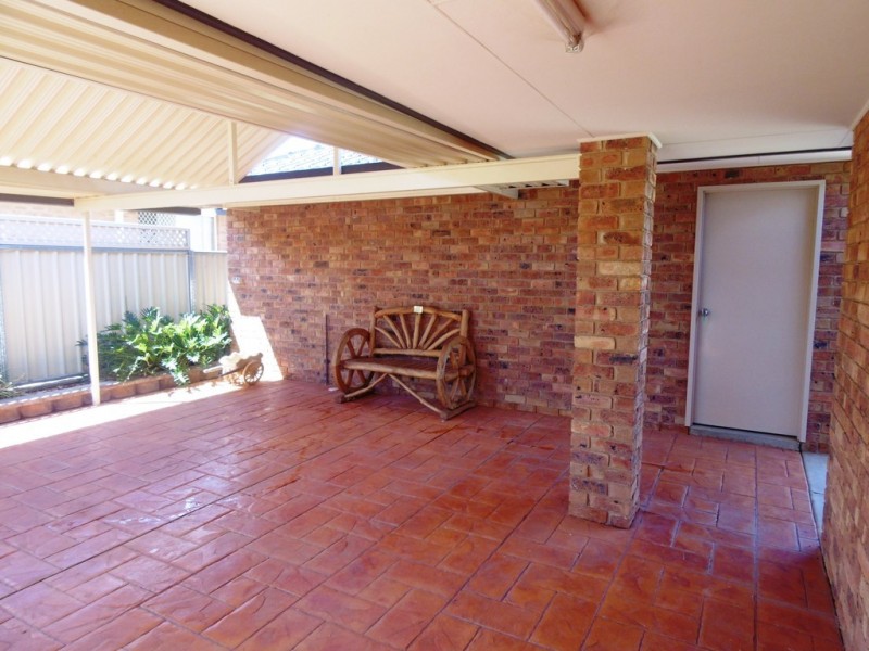 361 Clarinda Street, Parkes NSW 2870