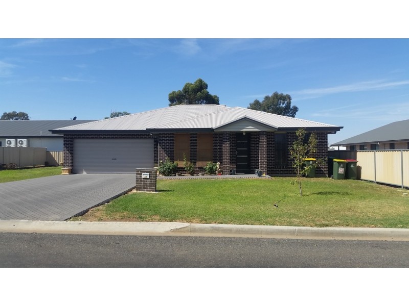 27 Kent Street, Forbes NSW 2871