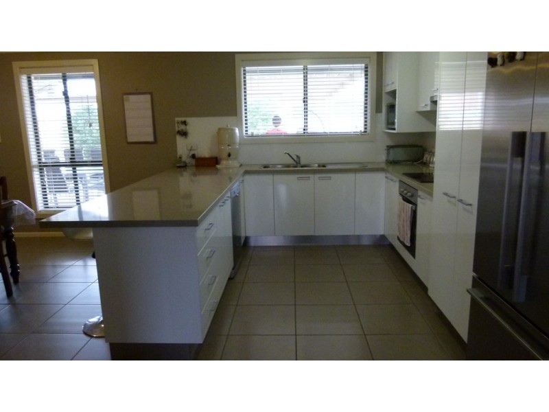 28 York Street, Forbes NSW 2871