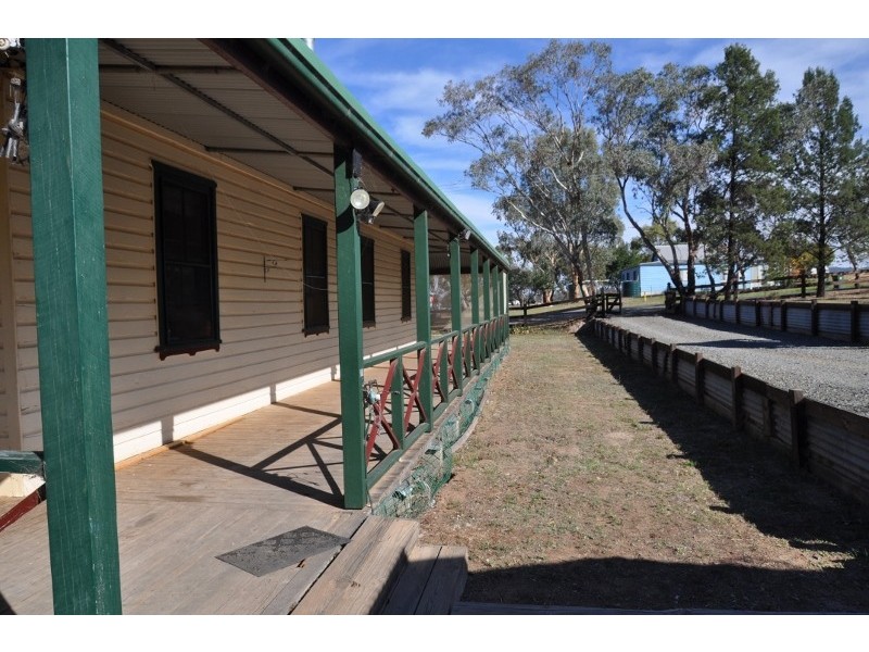 3 West Street, Eugowra NSW 2806