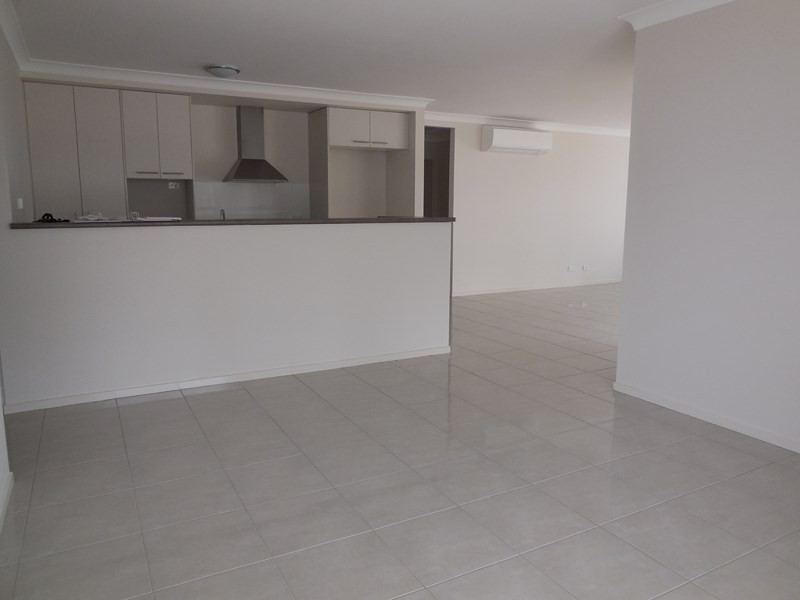 10 John Girdham Place, Forbes NSW 2871