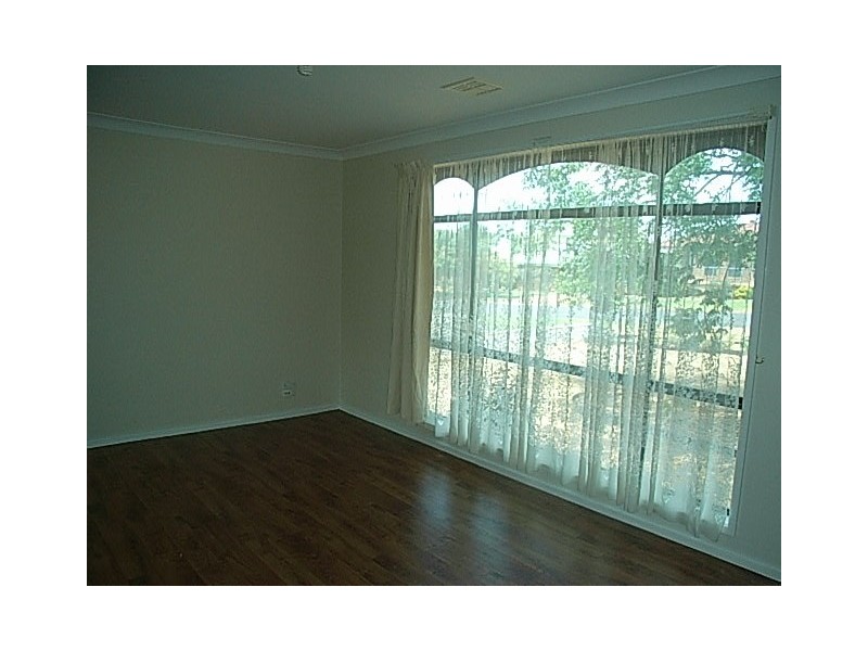 20 Barton Street, Parkes NSW 2870