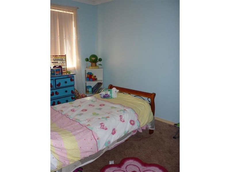 2 Warragrah Place, Parkes NSW 2870