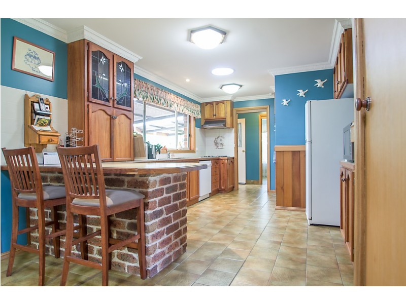 11 Alder Street, Forbes NSW 2871