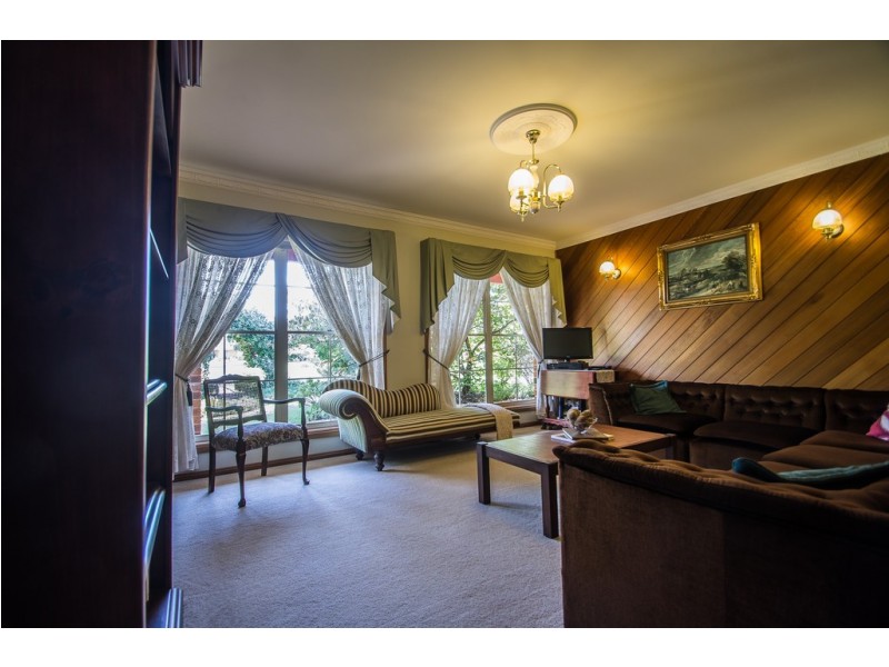 11 Alder Street, Forbes NSW 2871