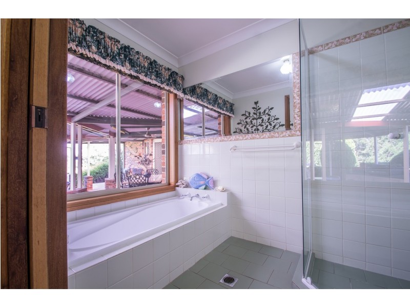 11 Alder Street, Forbes NSW 2871