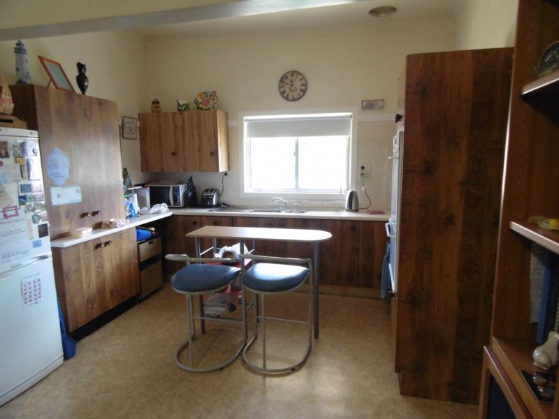 81 Dalton Street, Parkes NSW 2870