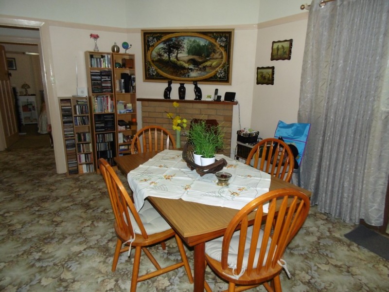81 Dalton Street, Parkes NSW 2870