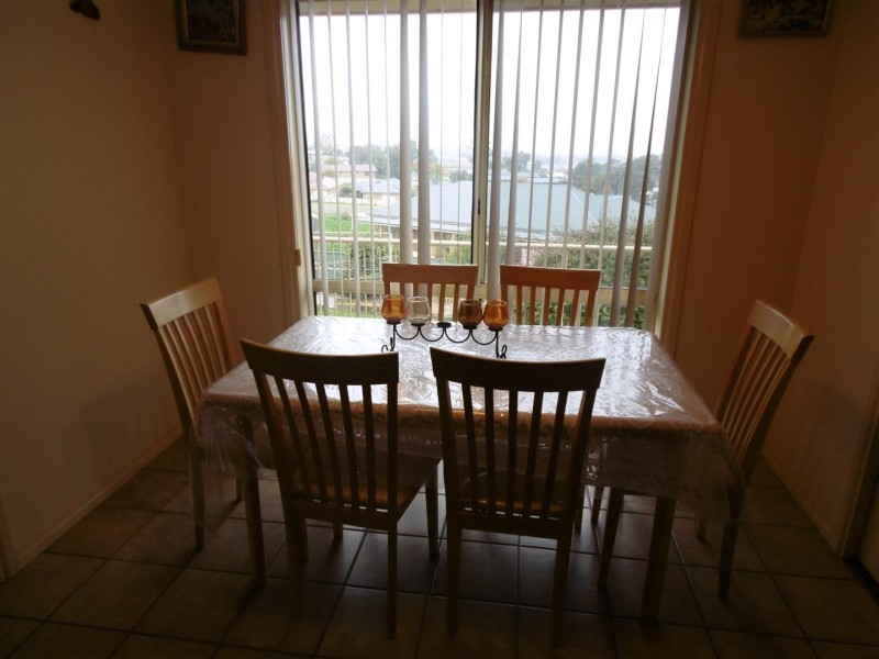 10 Highland Avenue, Parkes NSW 2870