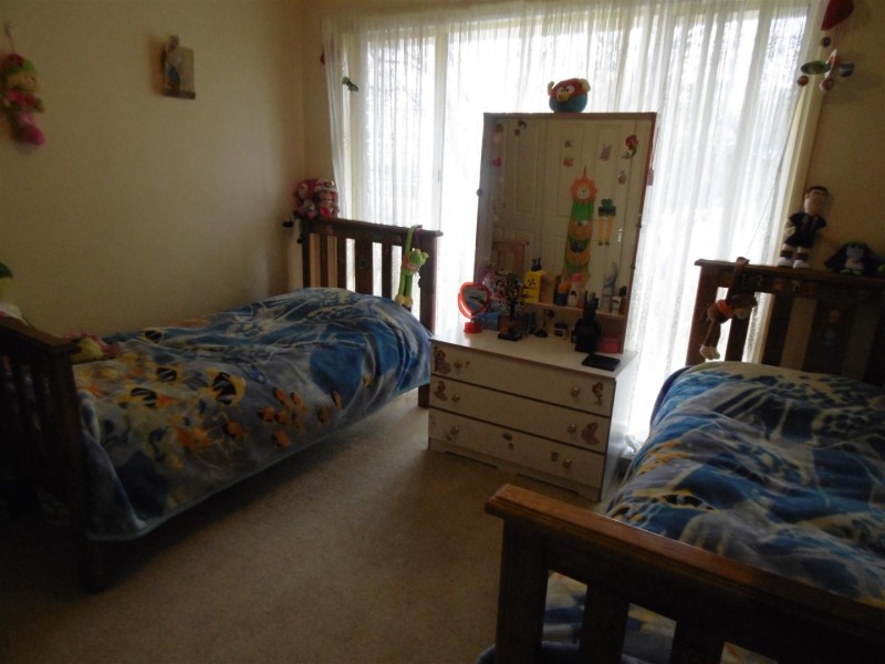 10 Highland Avenue, Parkes NSW 2870