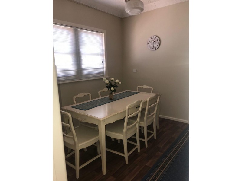 50 Orange Street, Parkes NSW 2870