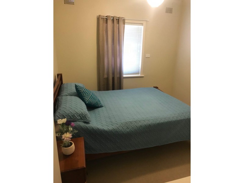 50 Orange Street, Parkes NSW 2870