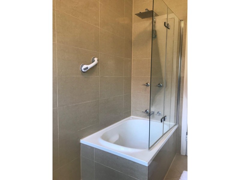 50 Orange Street, Parkes NSW 2870