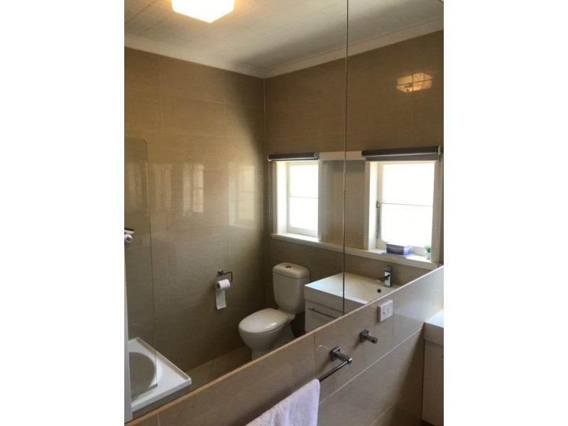 50 Orange Street, Parkes NSW 2870