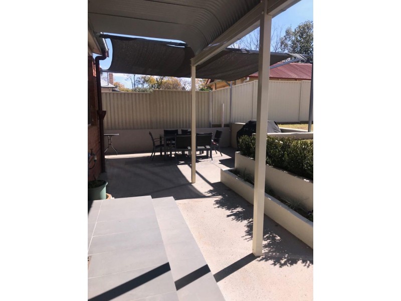 50 Orange Street, Parkes NSW 2870