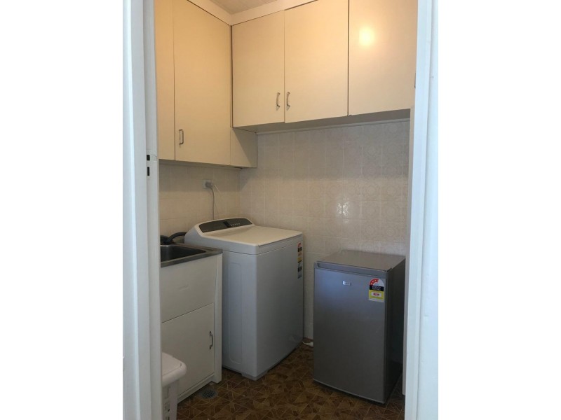 50 Orange Street, Parkes NSW 2870