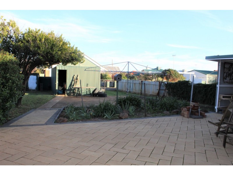 13 Elizabeth Street, Parkes NSW 2870