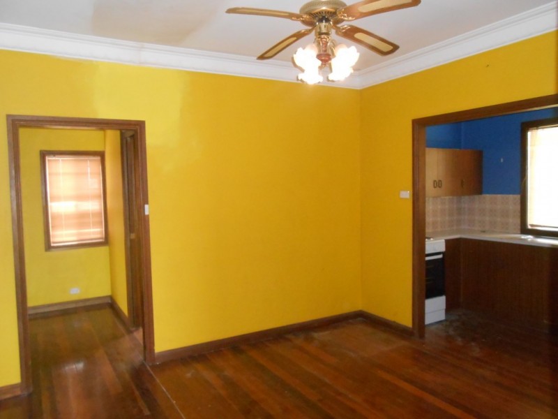 65 Bingara Street, Peak Hill NSW 2869