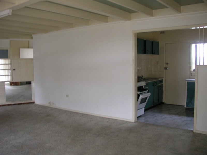 3 Middleton Street, Parkes NSW 2870