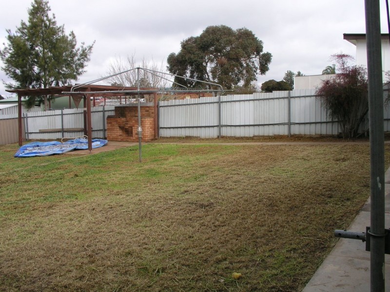 3 Middleton Street, Parkes NSW 2870
