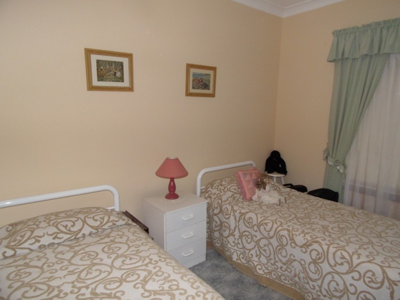 18 Dalley Street, Parkes NSW 2870