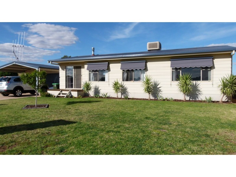 105 York Street, Forbes NSW 2871