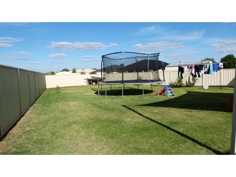 105 York Street, Forbes NSW 2871