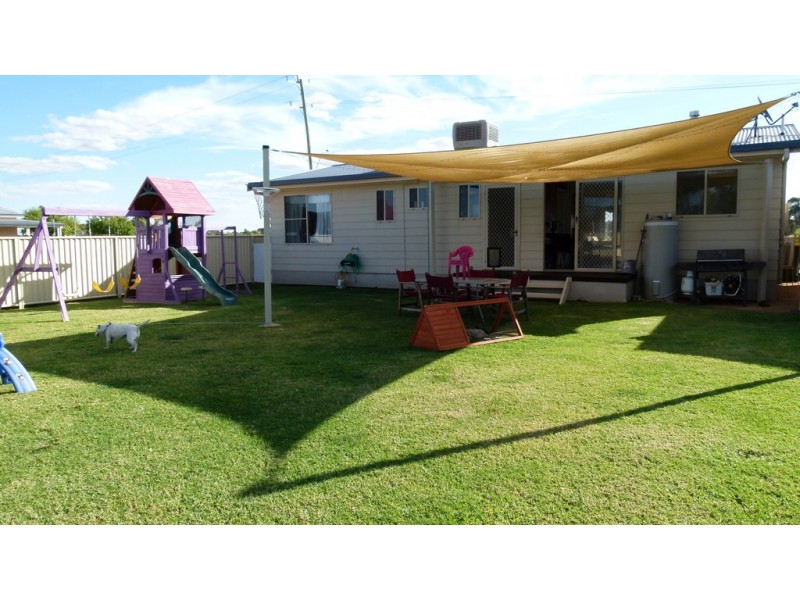 105 York Street, Forbes NSW 2871