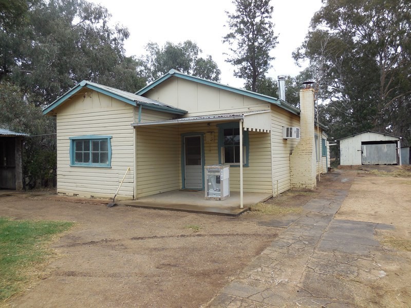 144 Salisbury Road, Forbes NSW 2871