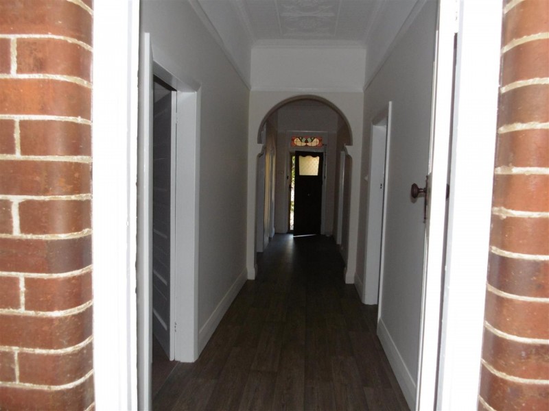 114-116 Clarinda Street, Parkes NSW 2870