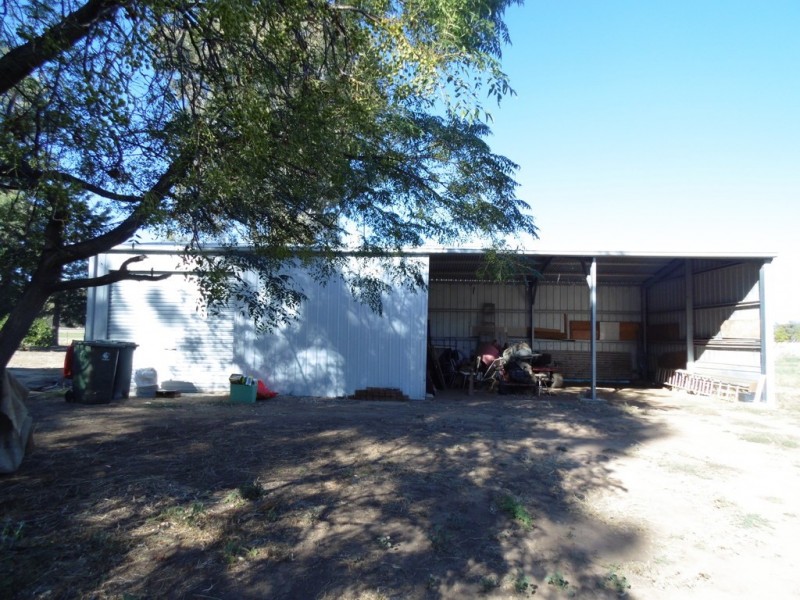 8834 Henry Parkes Way, Parkes NSW 2870