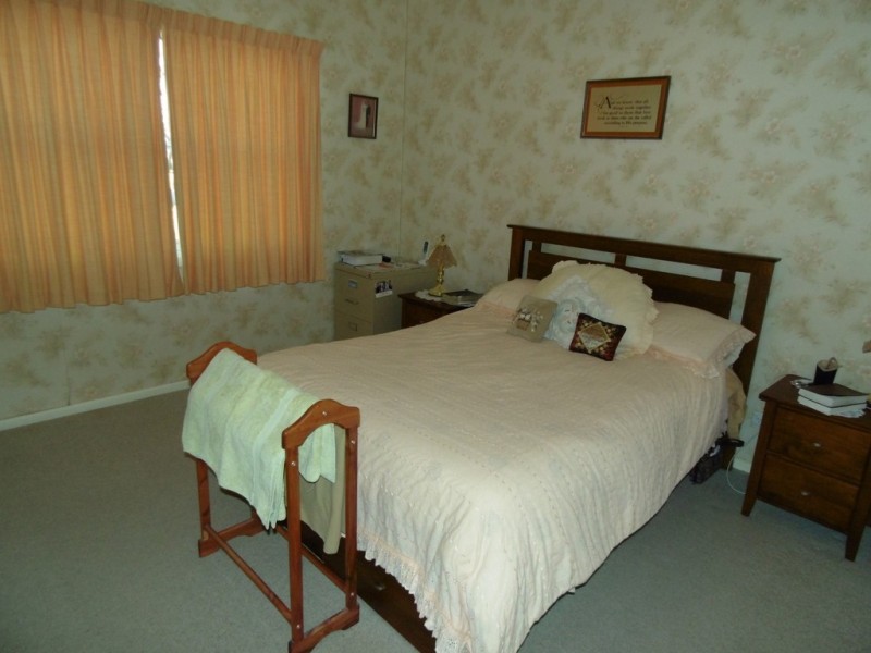 8834 Henry Parkes Way, Parkes NSW 2870