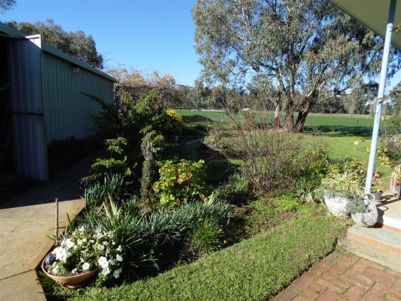 8834 Henry Parkes Way, Parkes NSW 2870