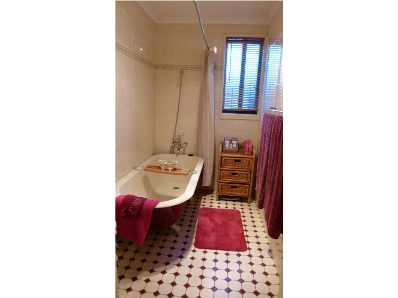 63 Farrand Street, Forbes NSW 2871