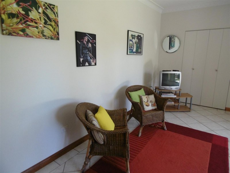 6 Talbot Street, Parkes NSW 2870