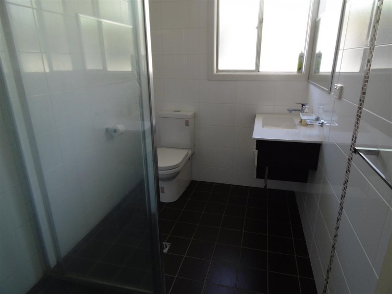3 Waratah Street, Parkes NSW 2870