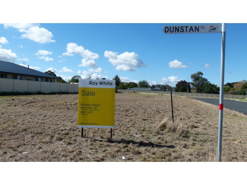 2 Dunstan close, Forbes NSW 2871